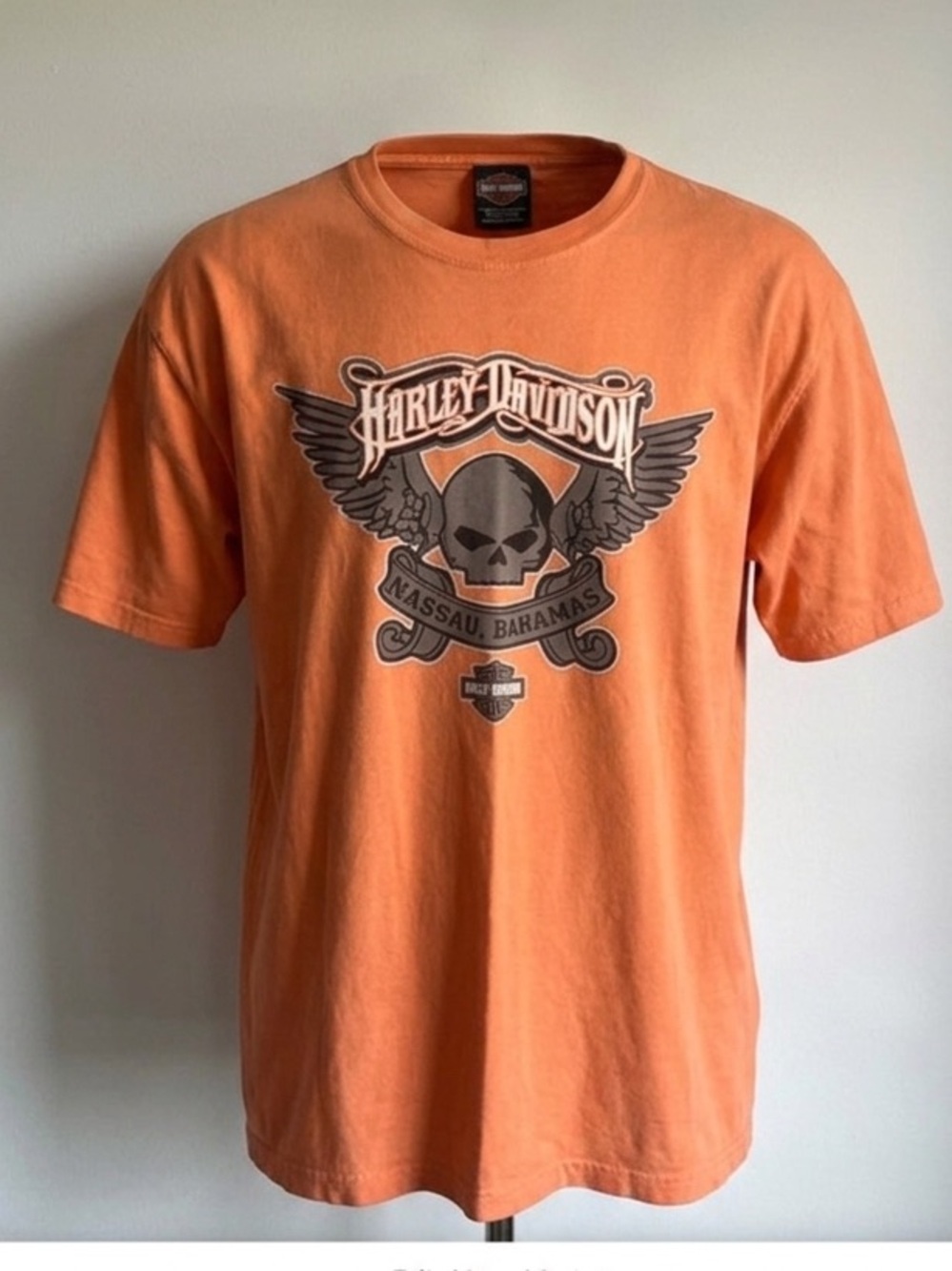 Harley Davidson Nassau Bahamas Graphic T Shirt XL Orange Skull Wings Biker Tee
